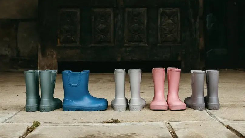 Best Barefoot Rain Boots for Kids: Comparing Our Top Picks - MyMara