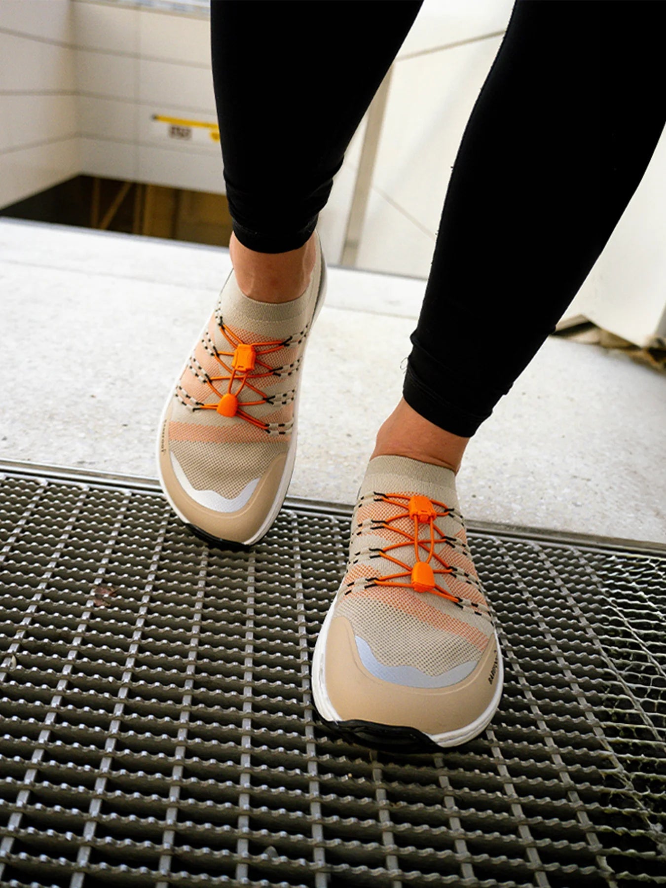 Barebarics Sneakers Voyager - Modern Urban Minimalist Shoes - MyMara