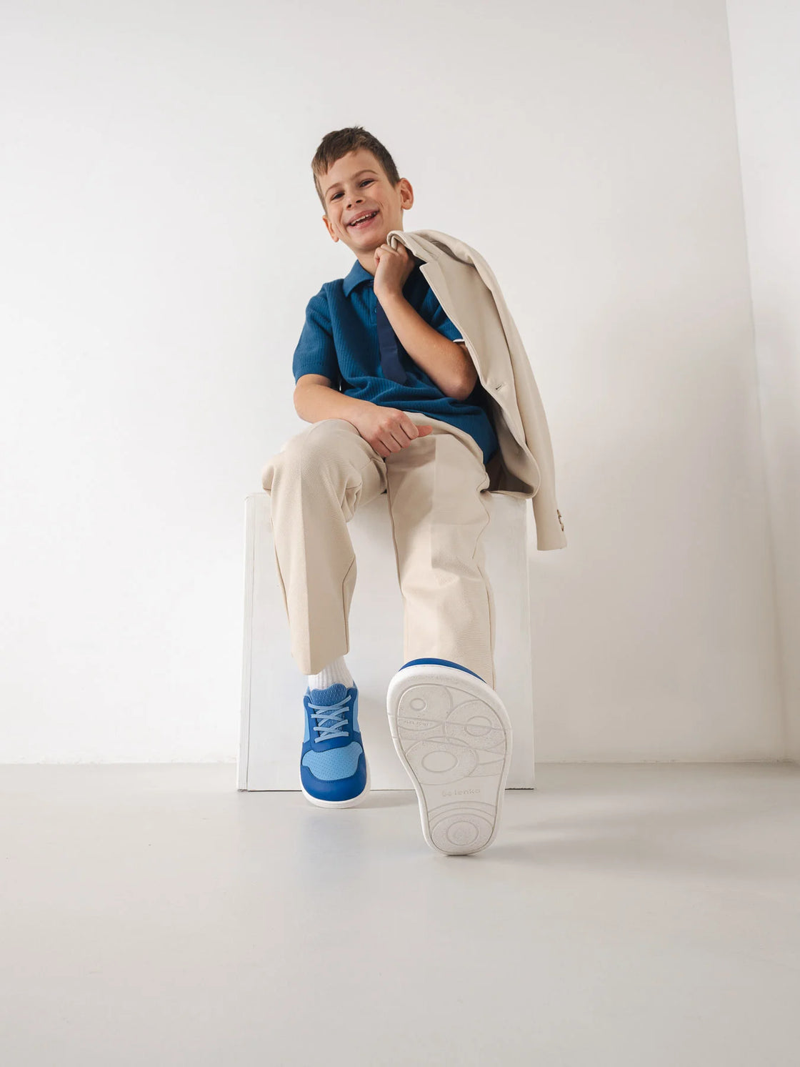 Scoot Junior tennised