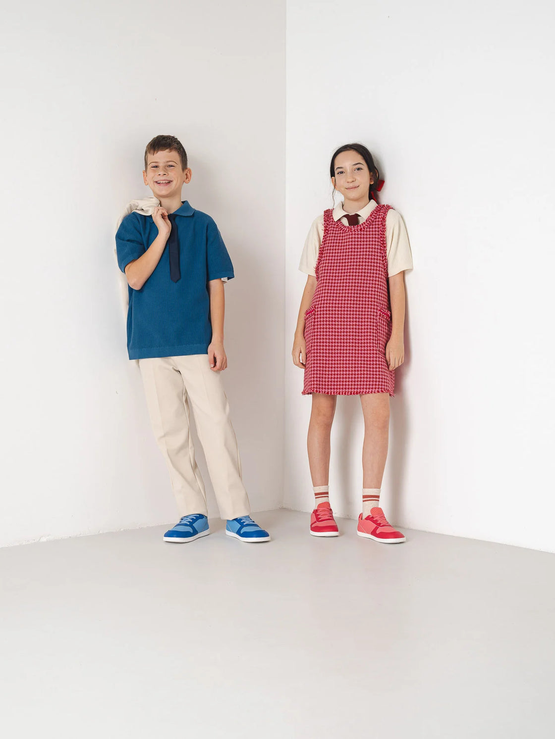 Scoot Junior tennised