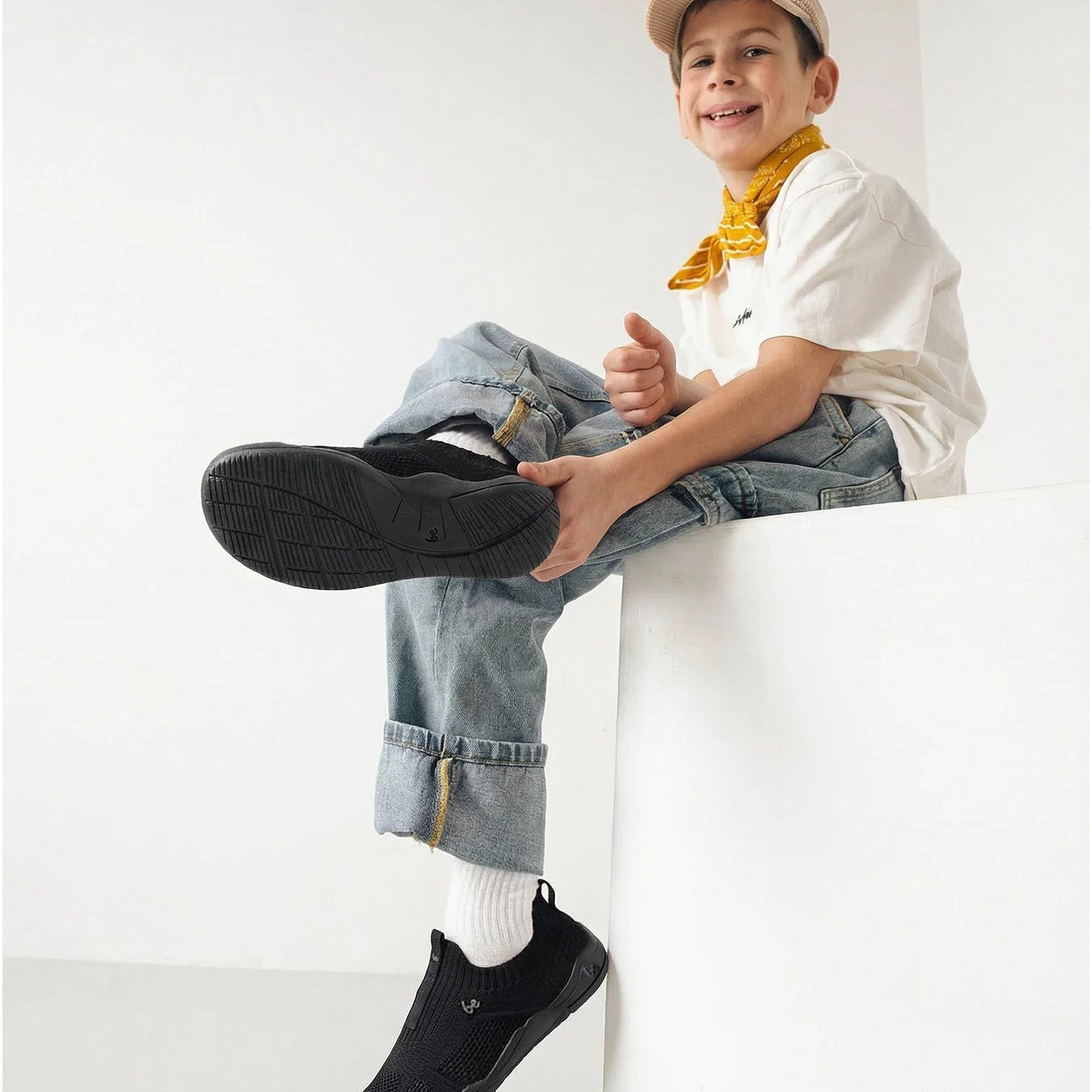 Luppo Junior Slip - On Barefoot Sneakers - MyMara