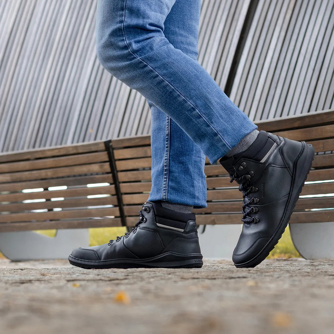 Skinners Explorer Brown in Black, product image 12