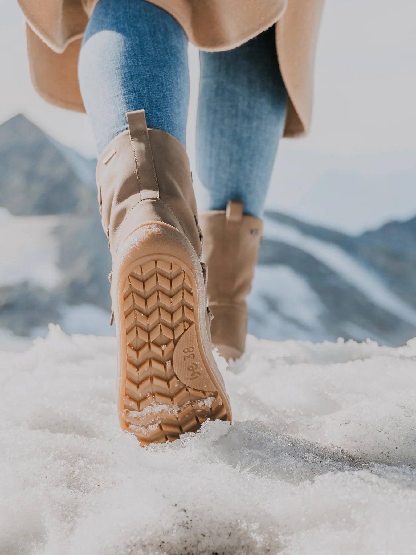 Winter Barefoot Boots Snowfox Woman - MyMara